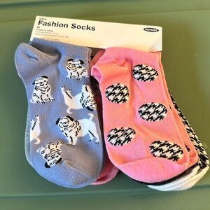 Old Navy 6 pack of socks Girls